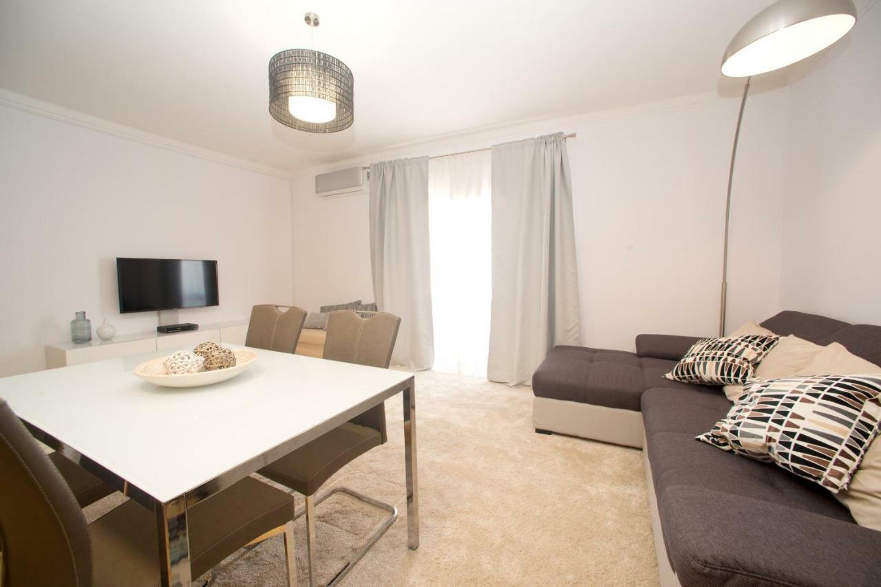 Ferienwohnung Beach 2min walk Portimão Exterior foto